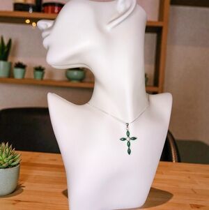 18 K White Gold Filled Jade Cross Pendant With 925 Sterling Silver 22in Chain